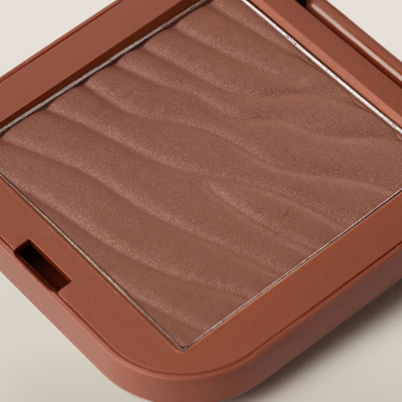 bronzer-sahara-top-view-1